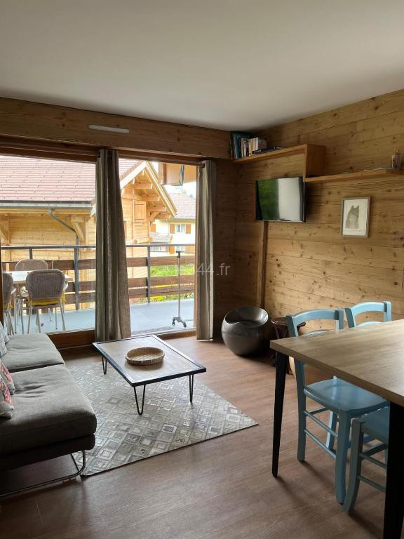 Appartement 4 pers, 1 chambre et coin nuit au centre de Saint jean de Sixt