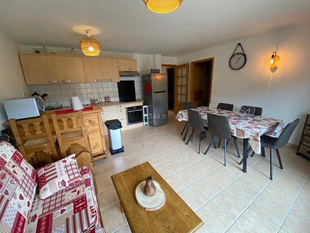 Photo de Charmant T2 + cabine avec balcon orienté sud à Saint-Jean-de-Sixt, proche de La Clusaz - FR-1-459-209