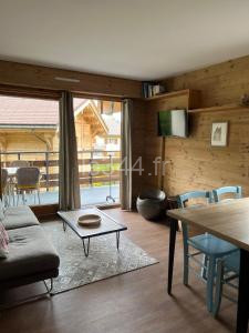 Appartement 4 pers, 1 chambre et coin nuit au centre de Saint jean de Sixt à Saint-Jean-de-Sixt