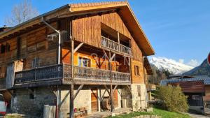 Bas de chalet au coeur des Aravis, entre lac et montagne à Saint-Jean-de-Sixt
