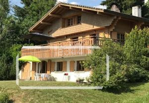 Charmant appartement avec jardin et magnifique vue à Saint-Jean-de-Sixt