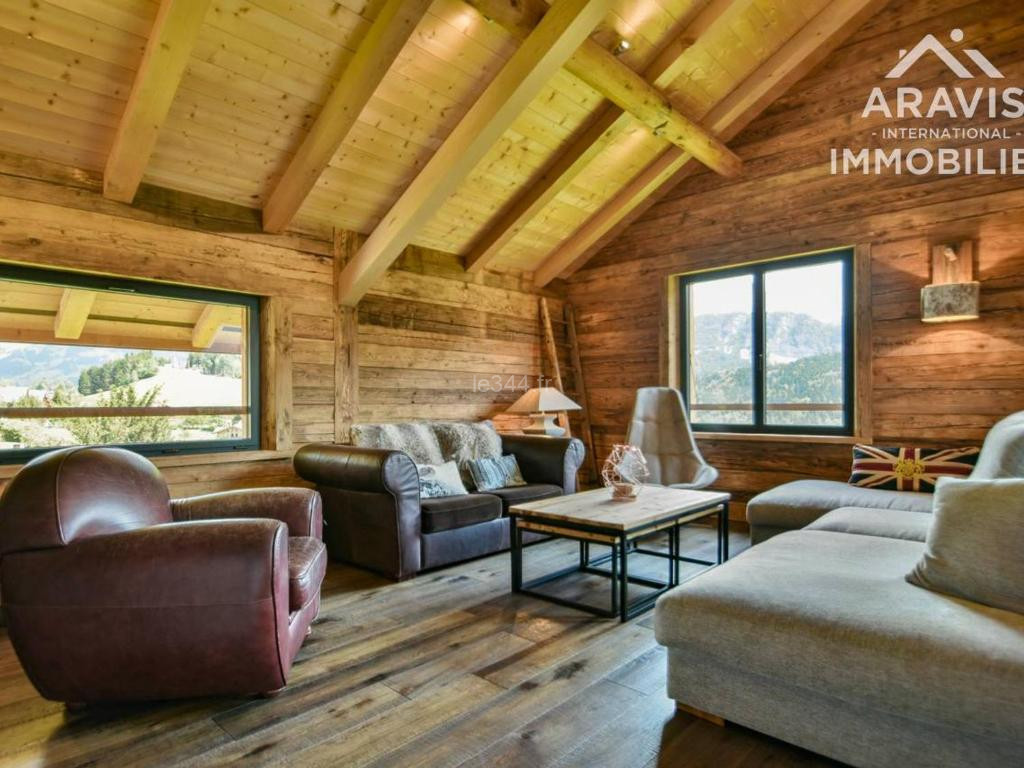 Chalet savoyard rénové 4* avec cheminée, pour 8 pers. à Saint-Jean-de-Sixt